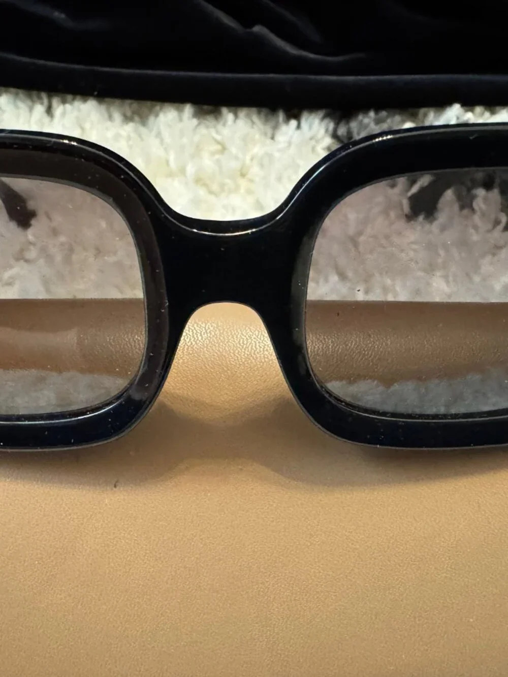 Burberry Sunglasses Delilah B4327 3977/87 Black Gloss Gold Thick Rim 51-23-140